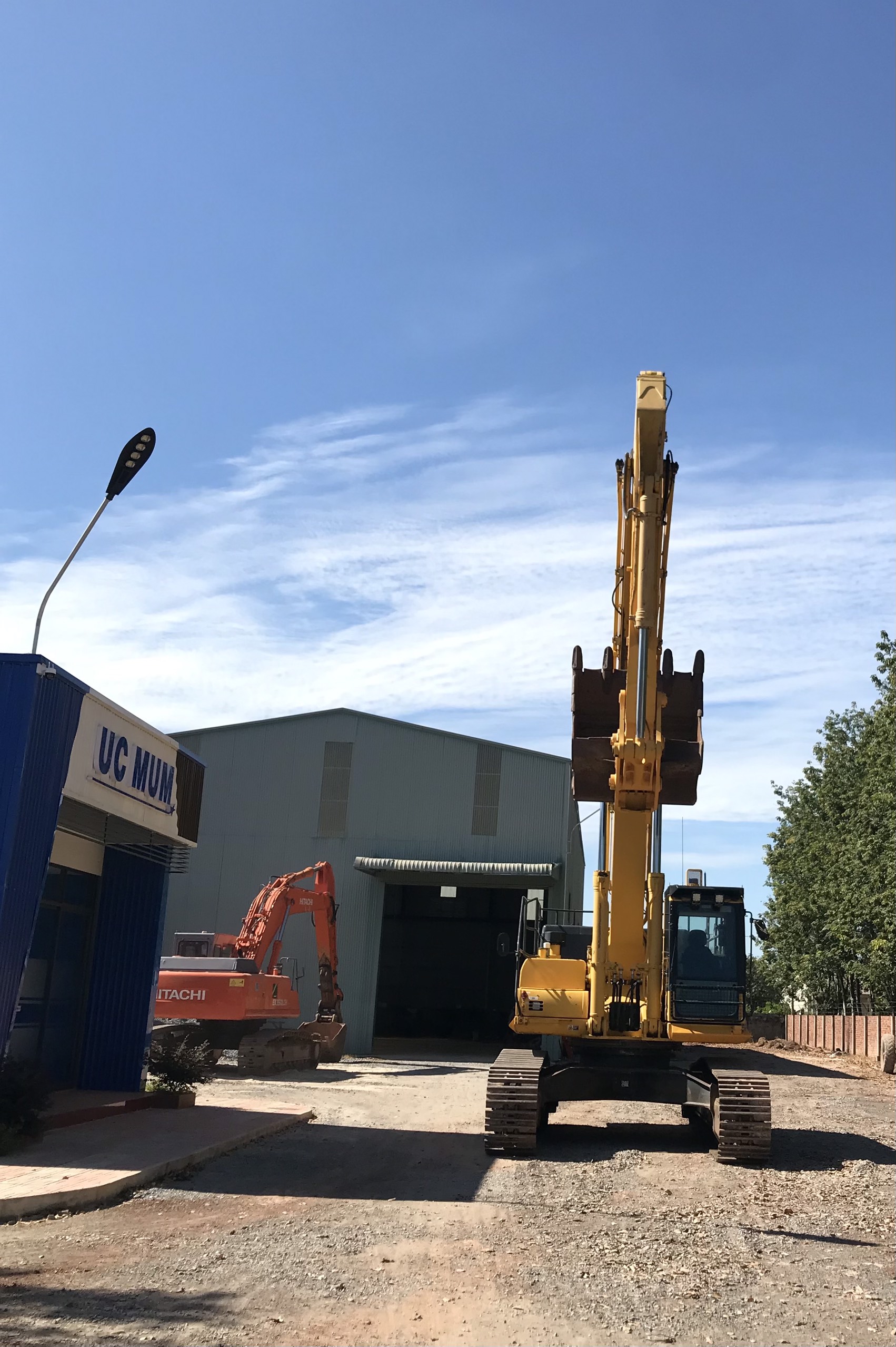 KOMATSU_SOLD